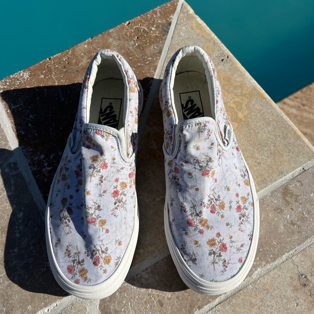 Vans Women’s Floral Slip-On Sneakers - White and Pink
